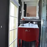 Puerta De Apartamento *