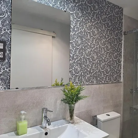 Puerta De Apartamento Gijón