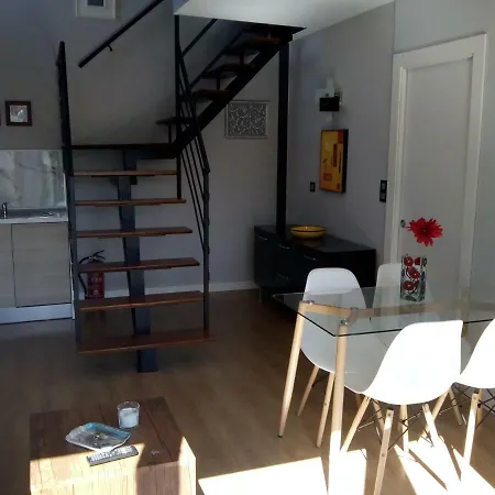 Puerta De Χιχόν